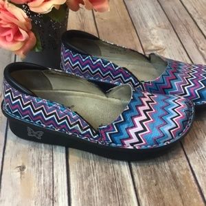 Alegria colorful print work shoes